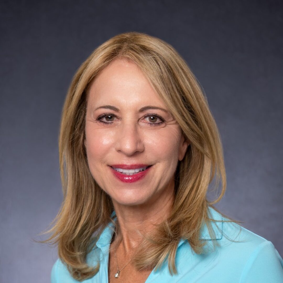 Donna Killoren headshot