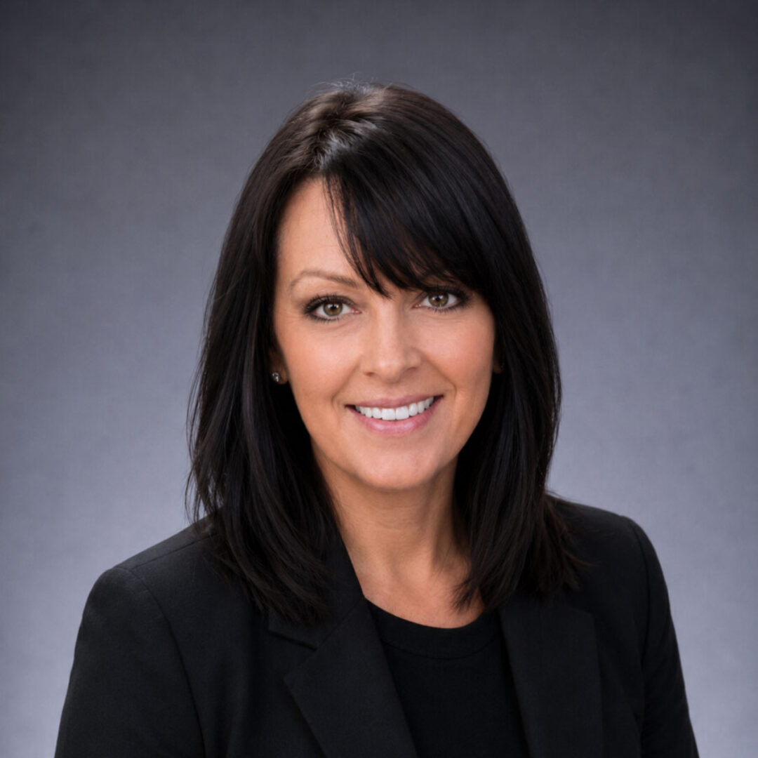 Kim Skrovanek headshot